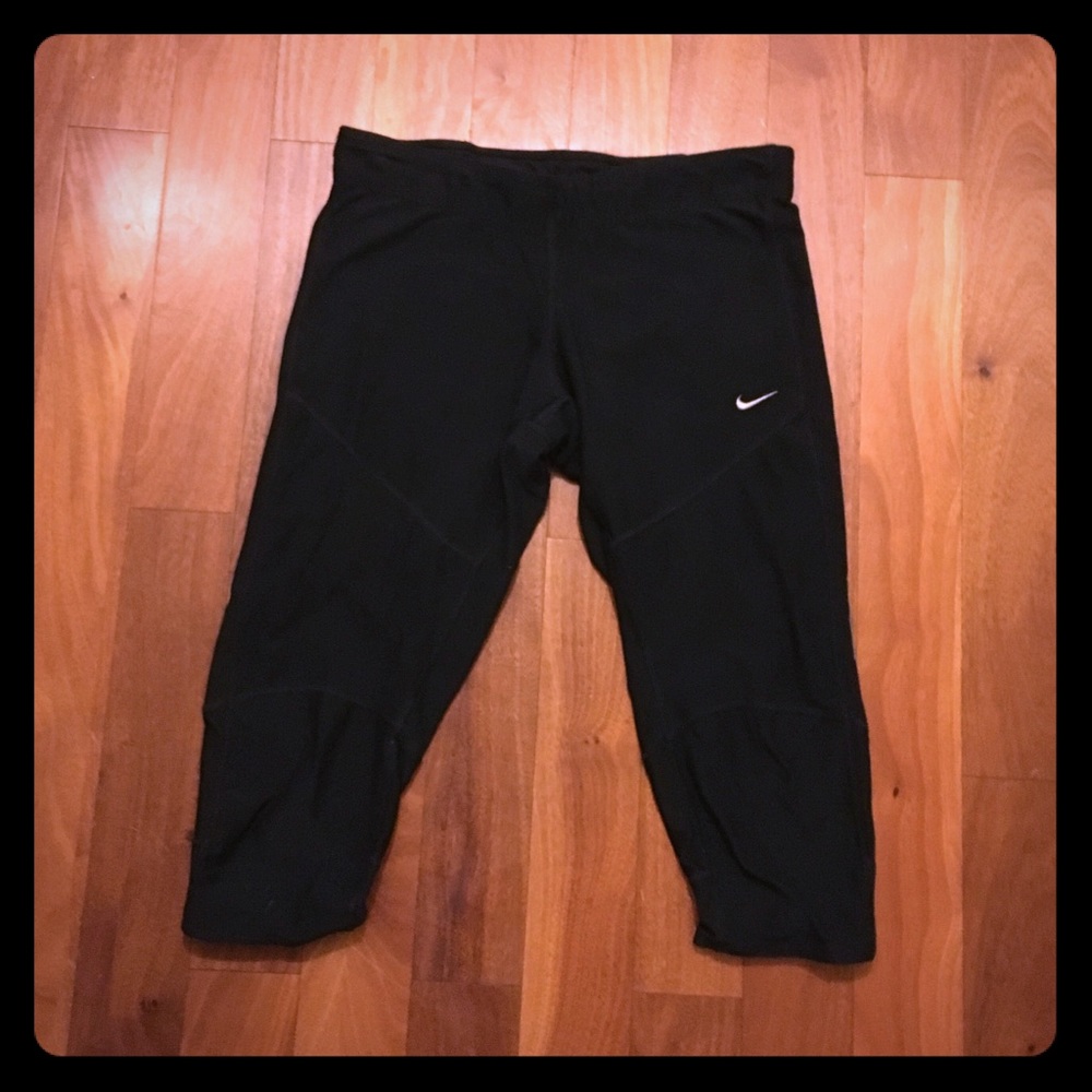 Nike Dri-Fit Capri Tights